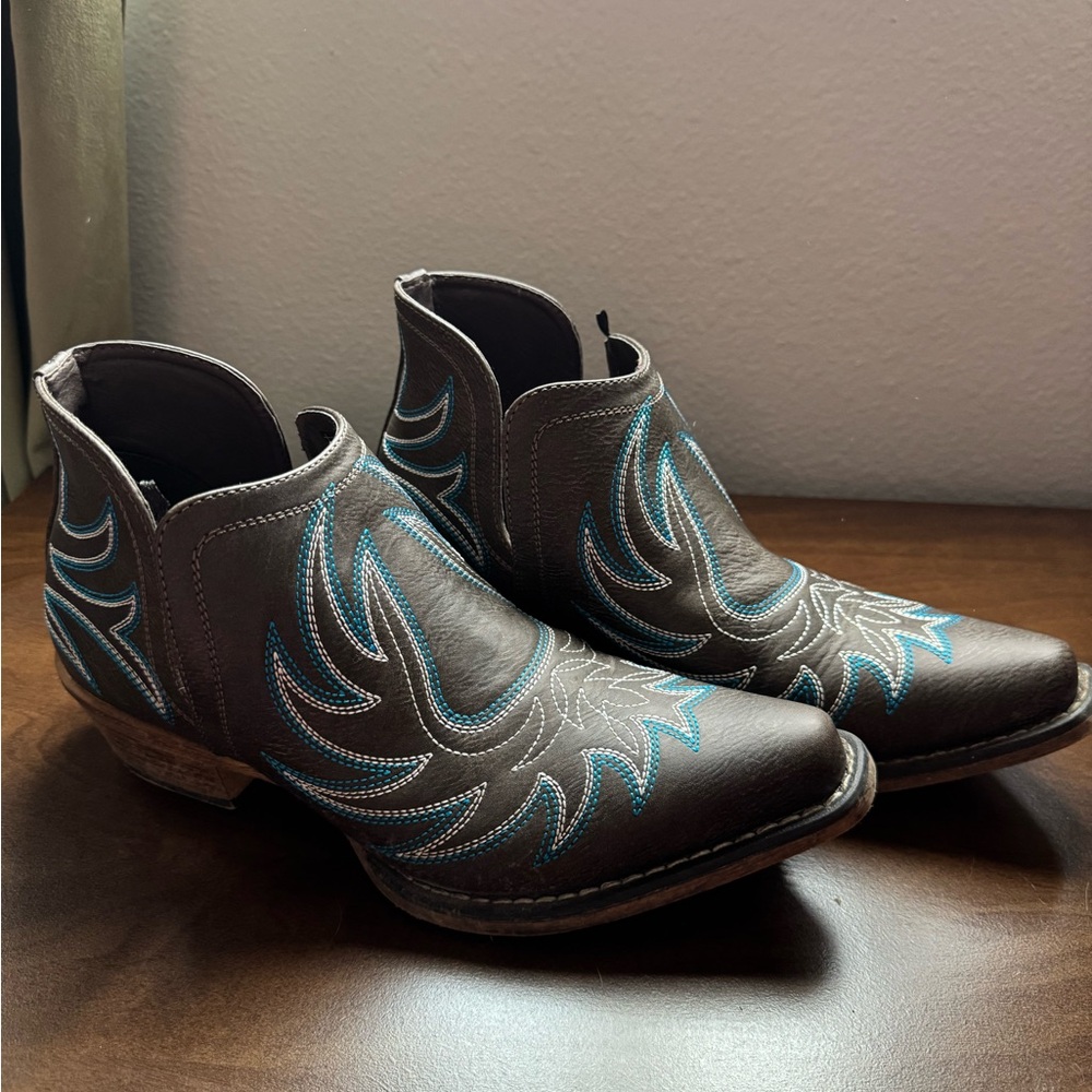 Roper Dark Brown Western Boots with Blue Stitching